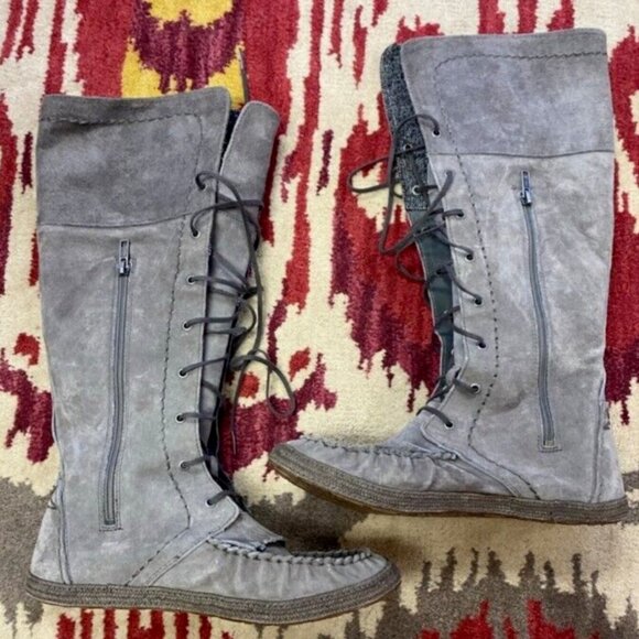 Womans Ugg Australia Mid Calf Lace up Leather boots size 10 Excellent - Picture 1 of 6